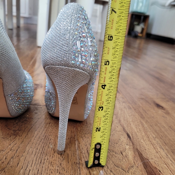 Lauren Lorraine Bella silver heels - Picture 11 of 16